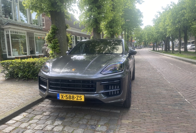 Porsche Cayenne Coupé Turbo E-Hybrid