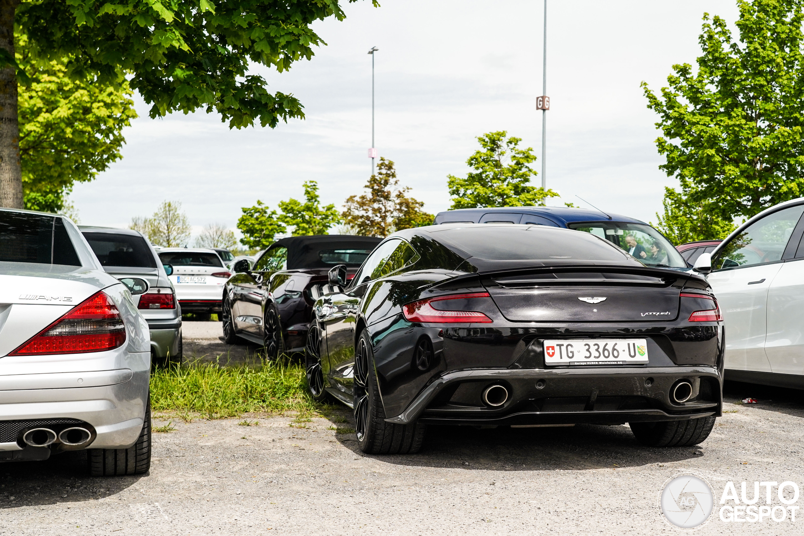 Aston Martin Vanquish 2013