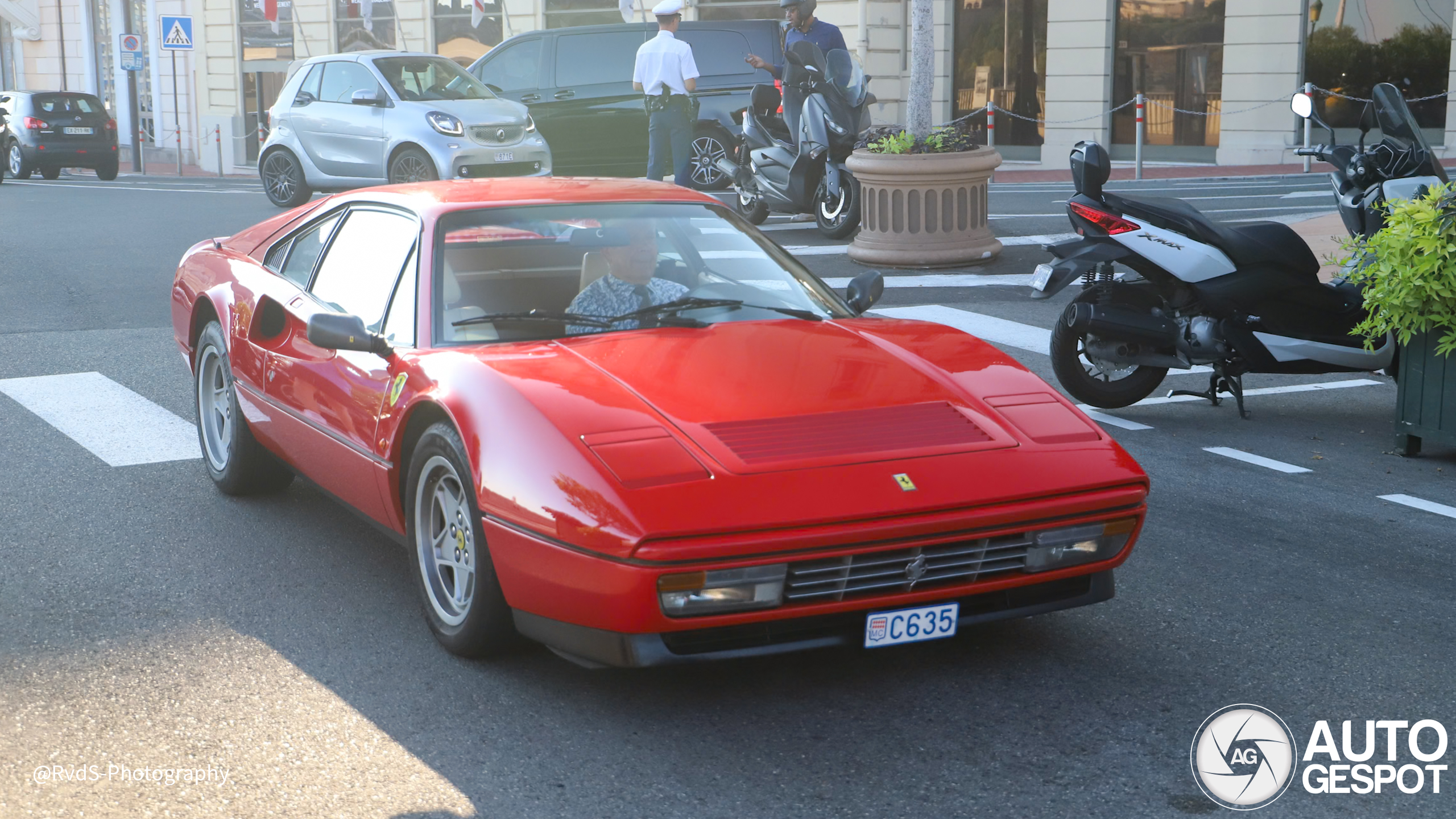 Ferrari 328 GTB