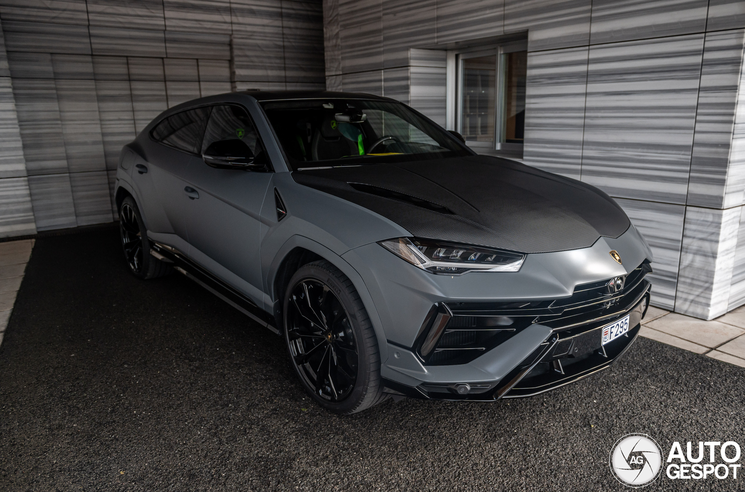 Lamborghini Urus S