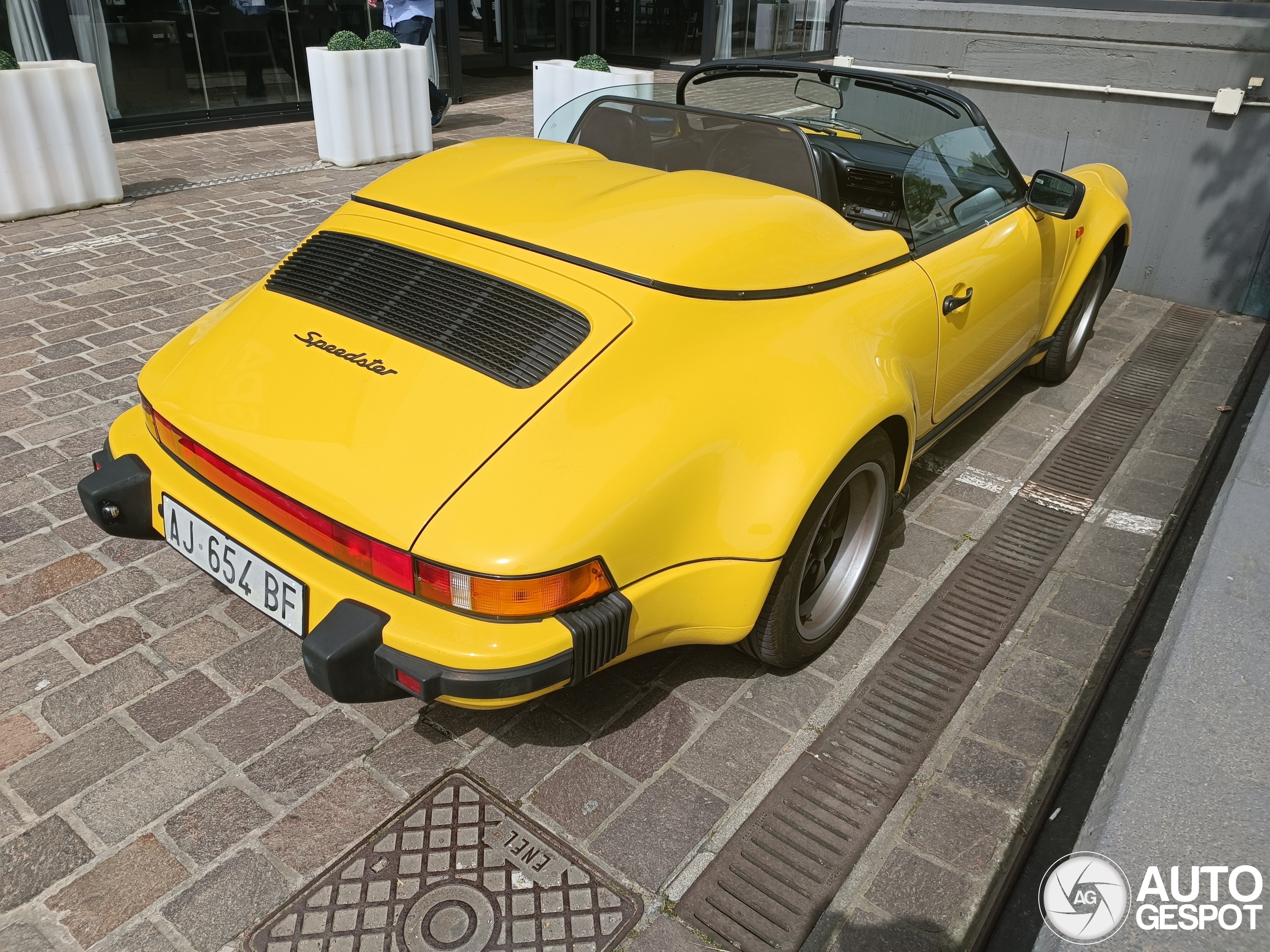 Porsche 930 Speedster