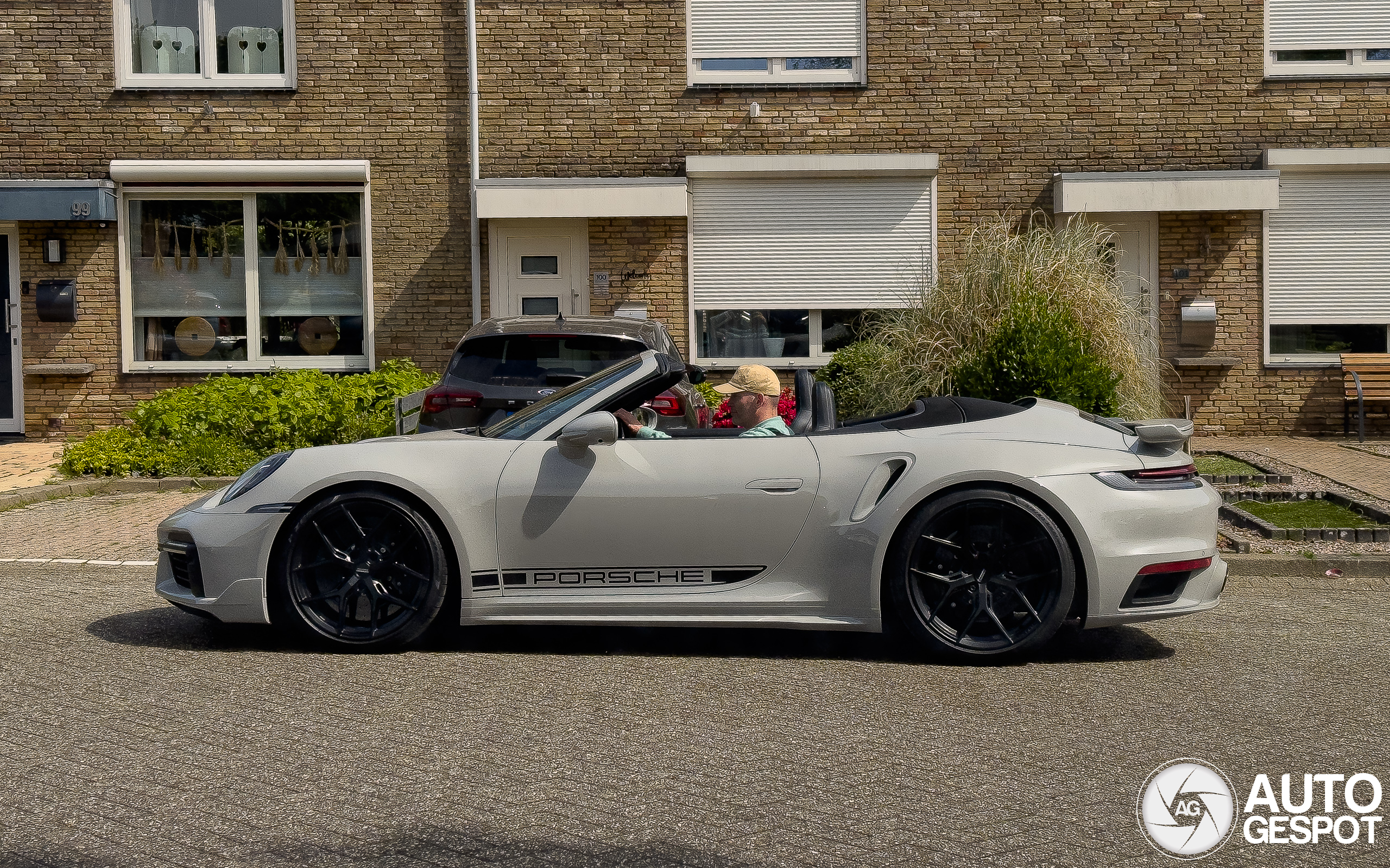 Porsche 992 Turbo S Cabriolet