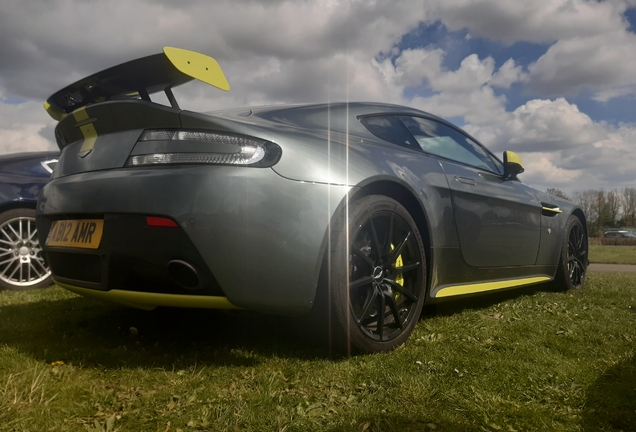 Aston Martin V12 Vantage AMR