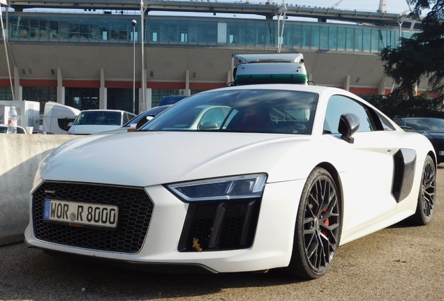 Audi R8 V10 Plus 2015