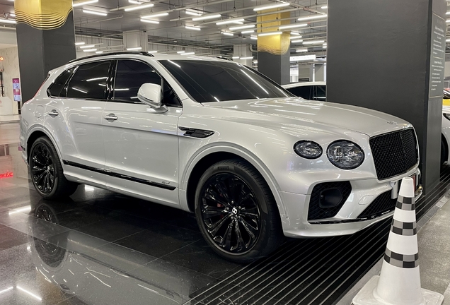 Bentley Bentayga Hybrid 2021