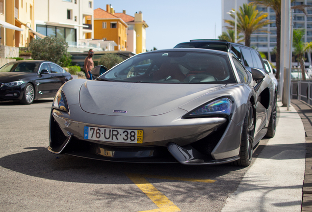 McLaren 570GT