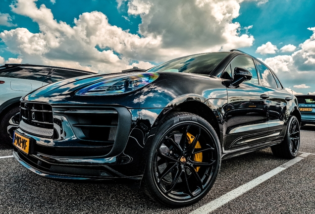 Porsche 95B Macan GTS MkIII