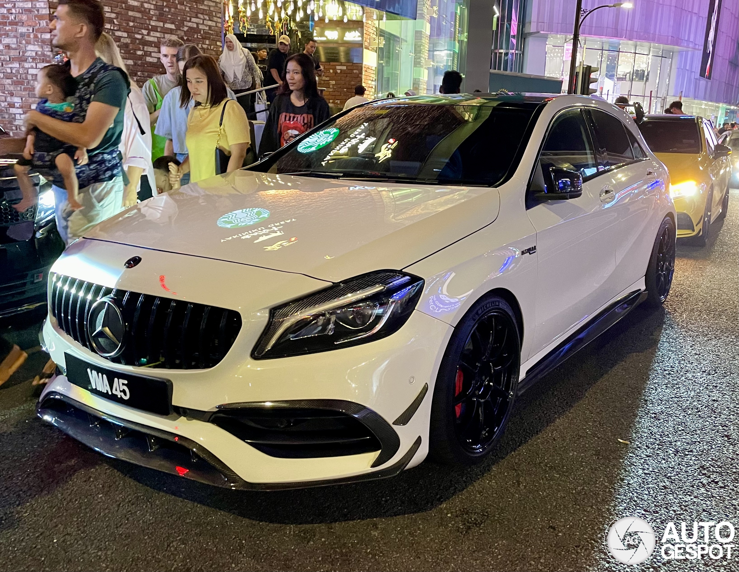 Mercedes-AMG A 45 W176 2015