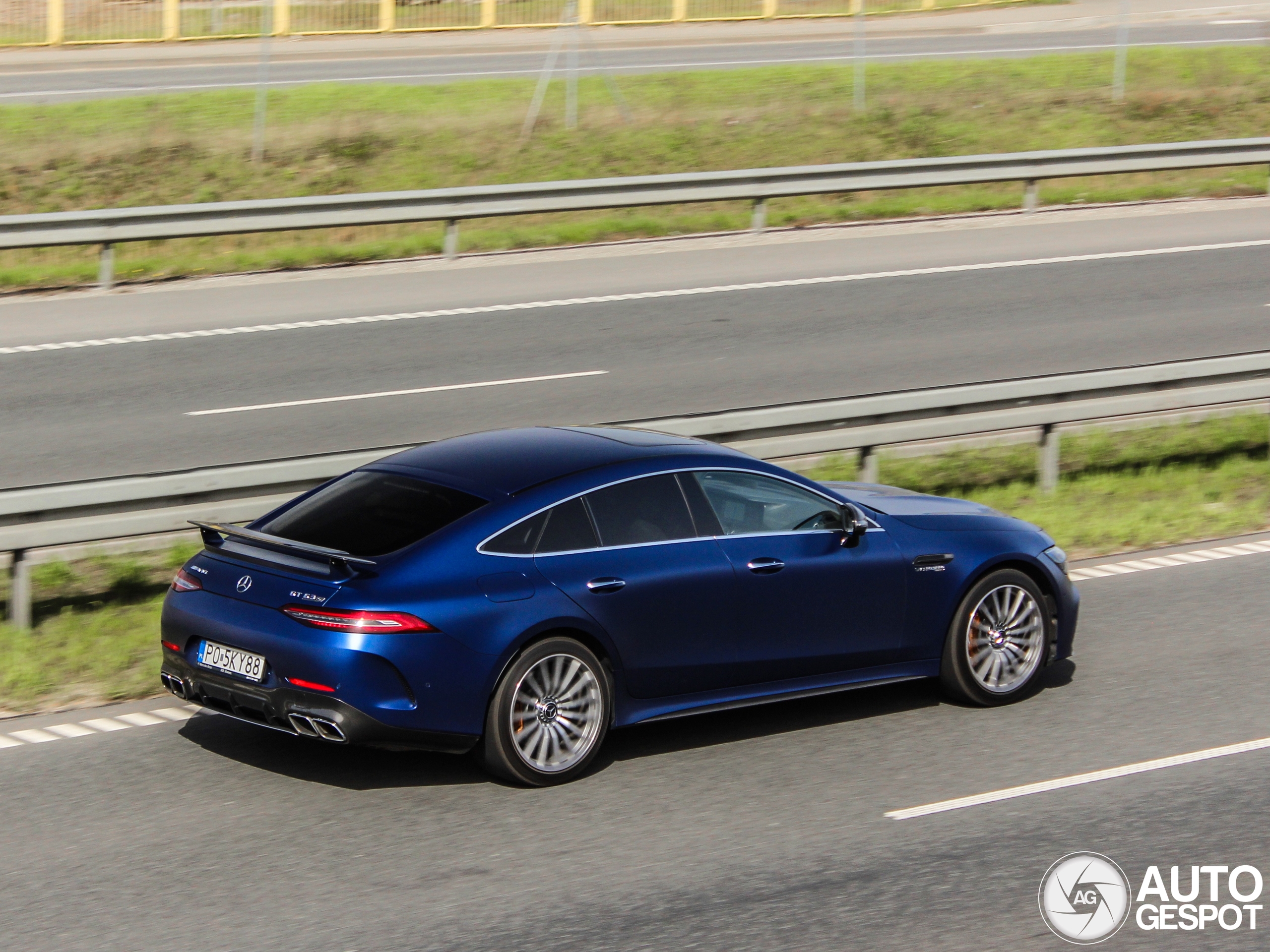 Mercedes-AMG GT 63 S X290