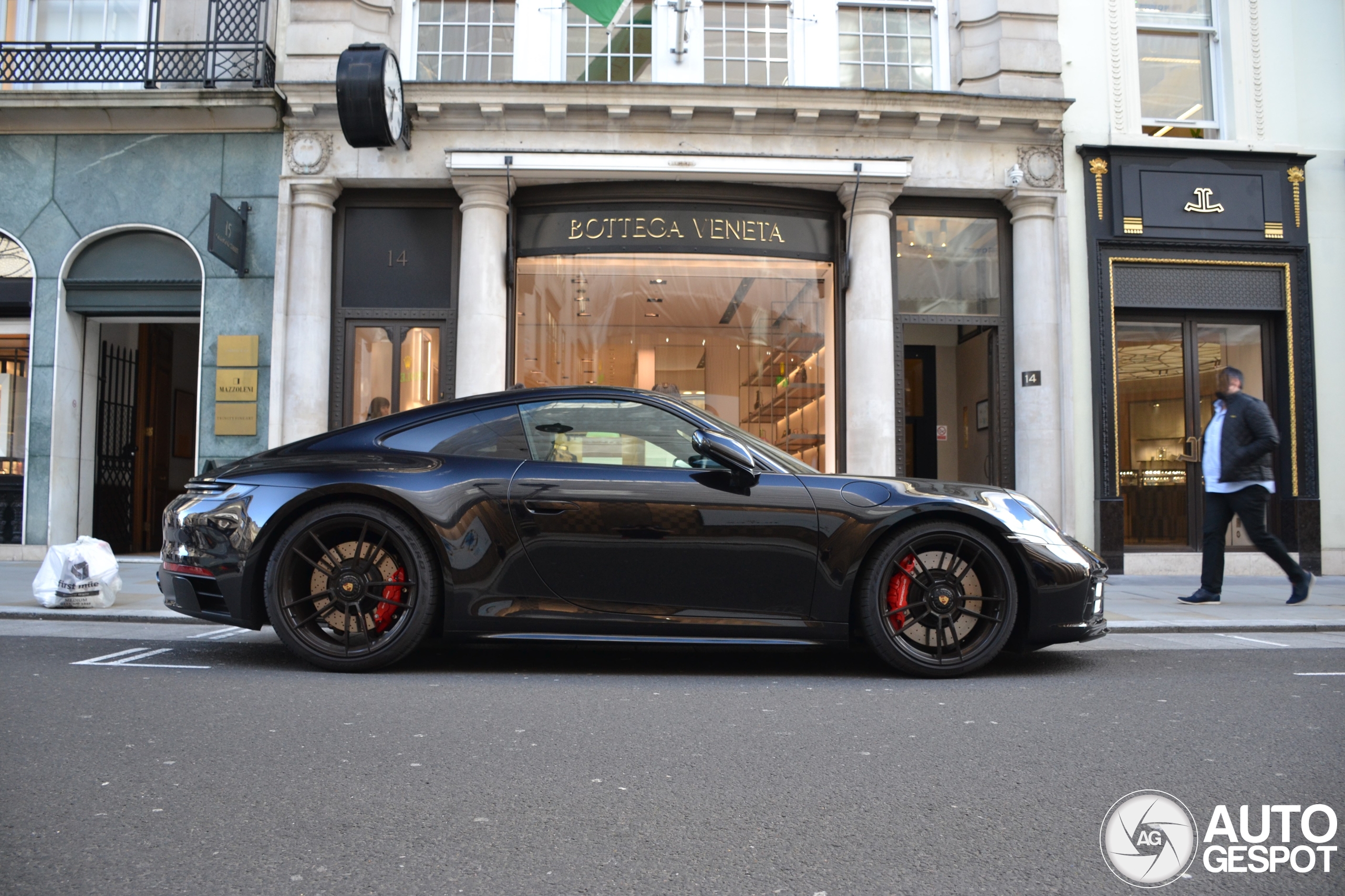 Porsche 992 Carrera GTS