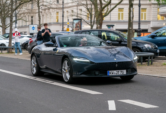 Ferrari Roma Spider