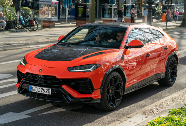 Lamborghini Urus Performante