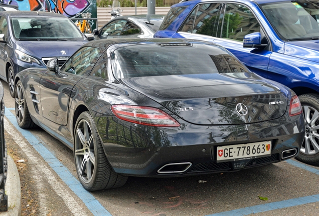 Mercedes-Benz SLS AMG