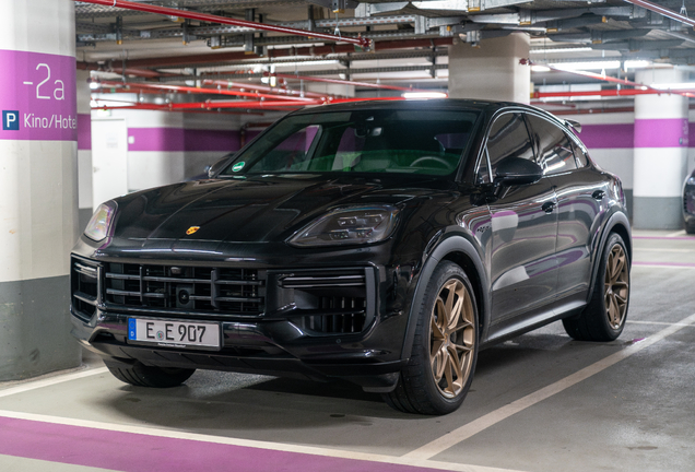 Porsche Cayenne Coupé Turbo E-Hybrid