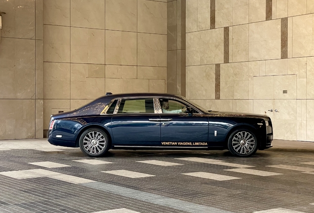 Rolls-Royce Phantom VIII EWB