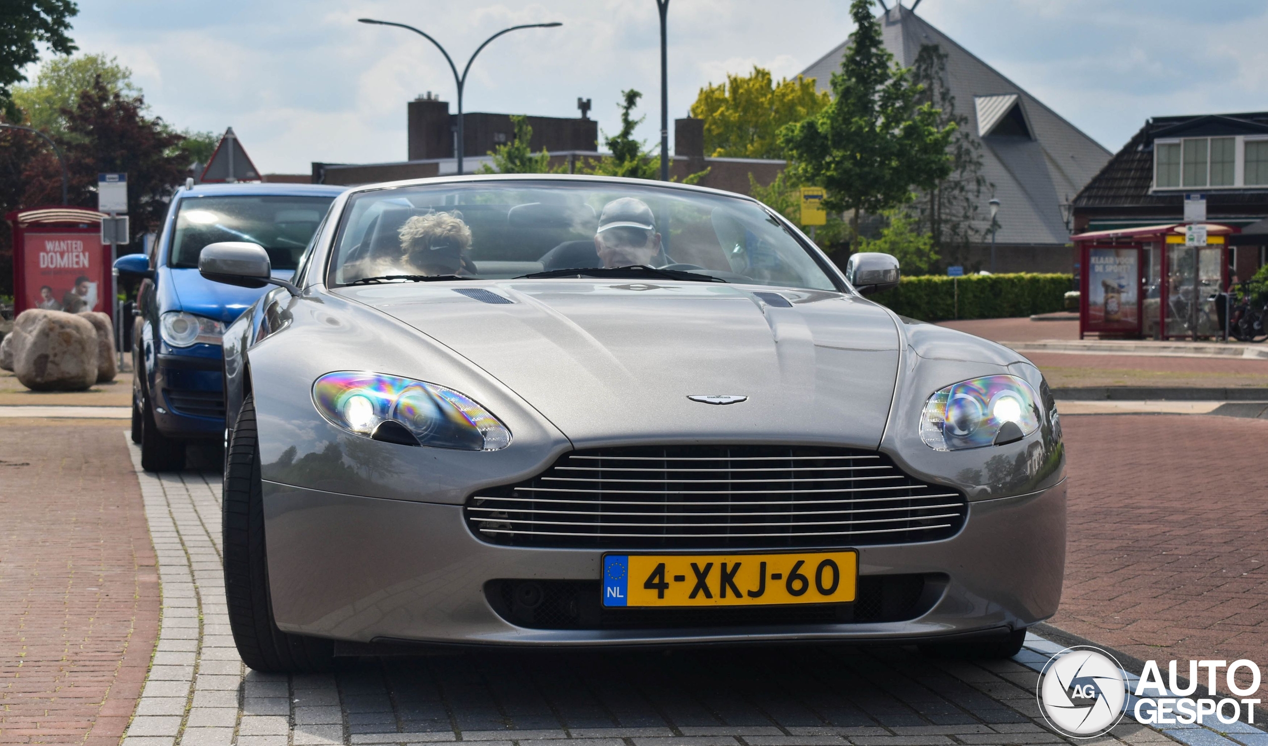 Aston Martin V8 Vantage Roadster