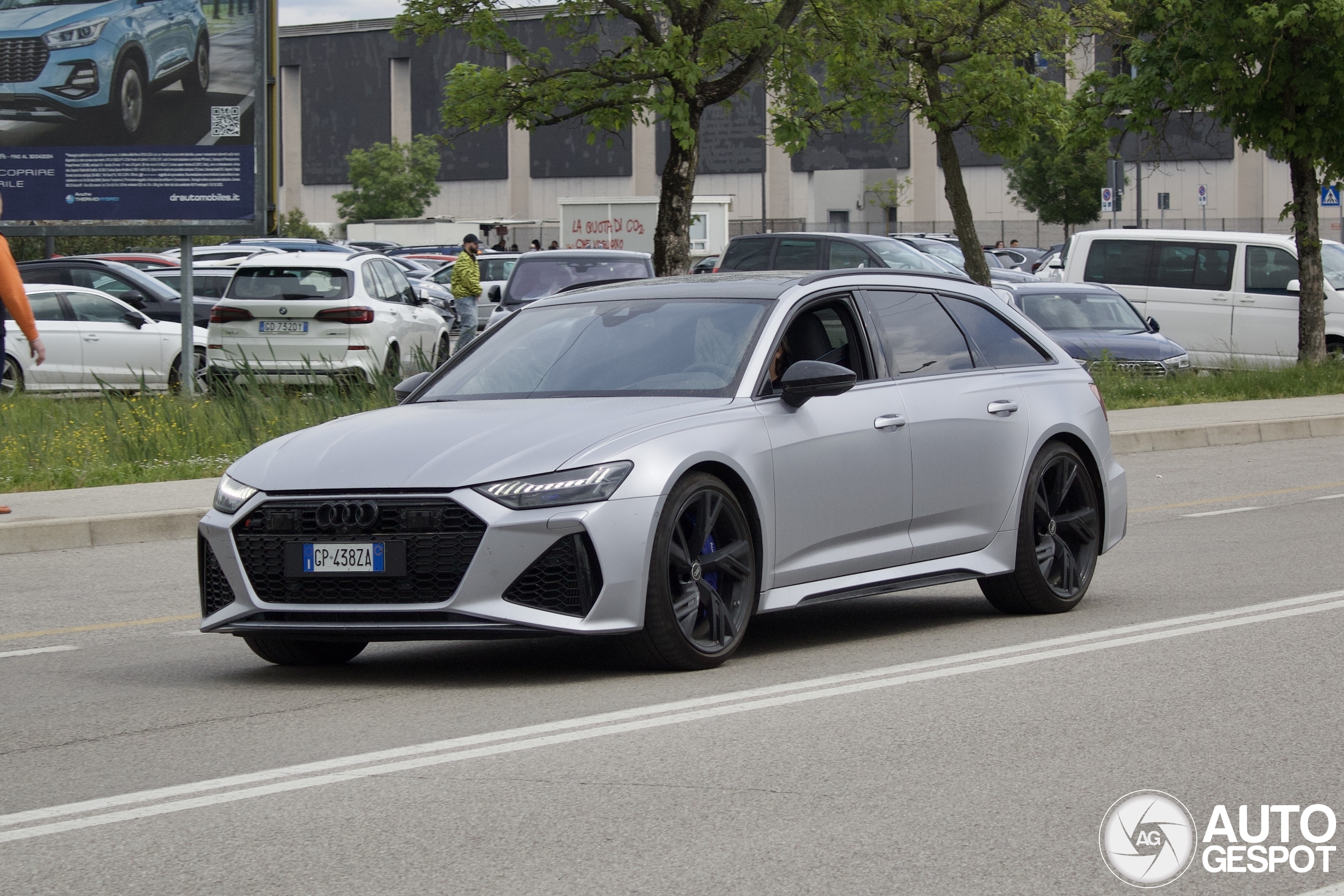 Audi RS6 Avant C8