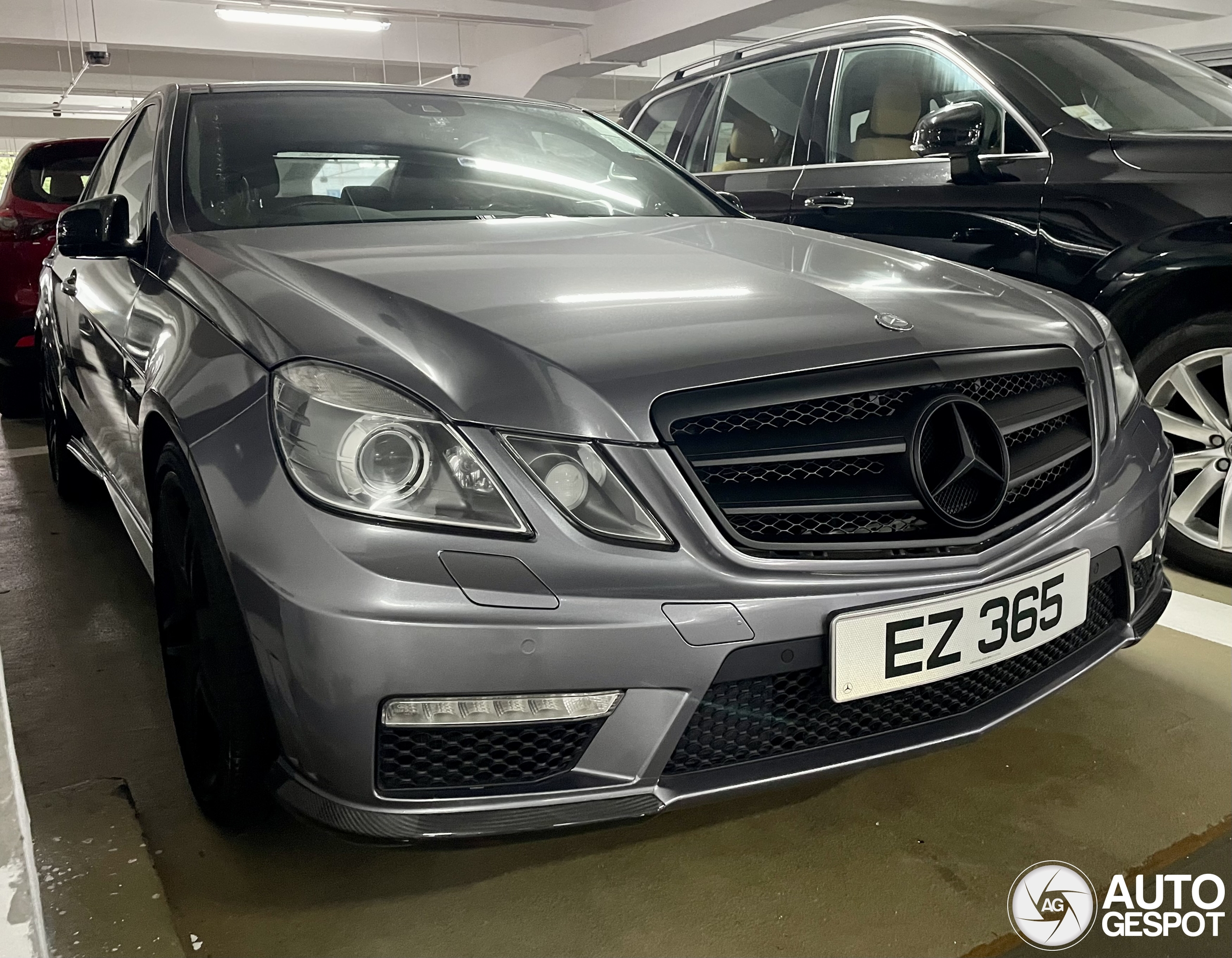 Mercedes-Benz E 63 AMG W212 V8 Biturbo