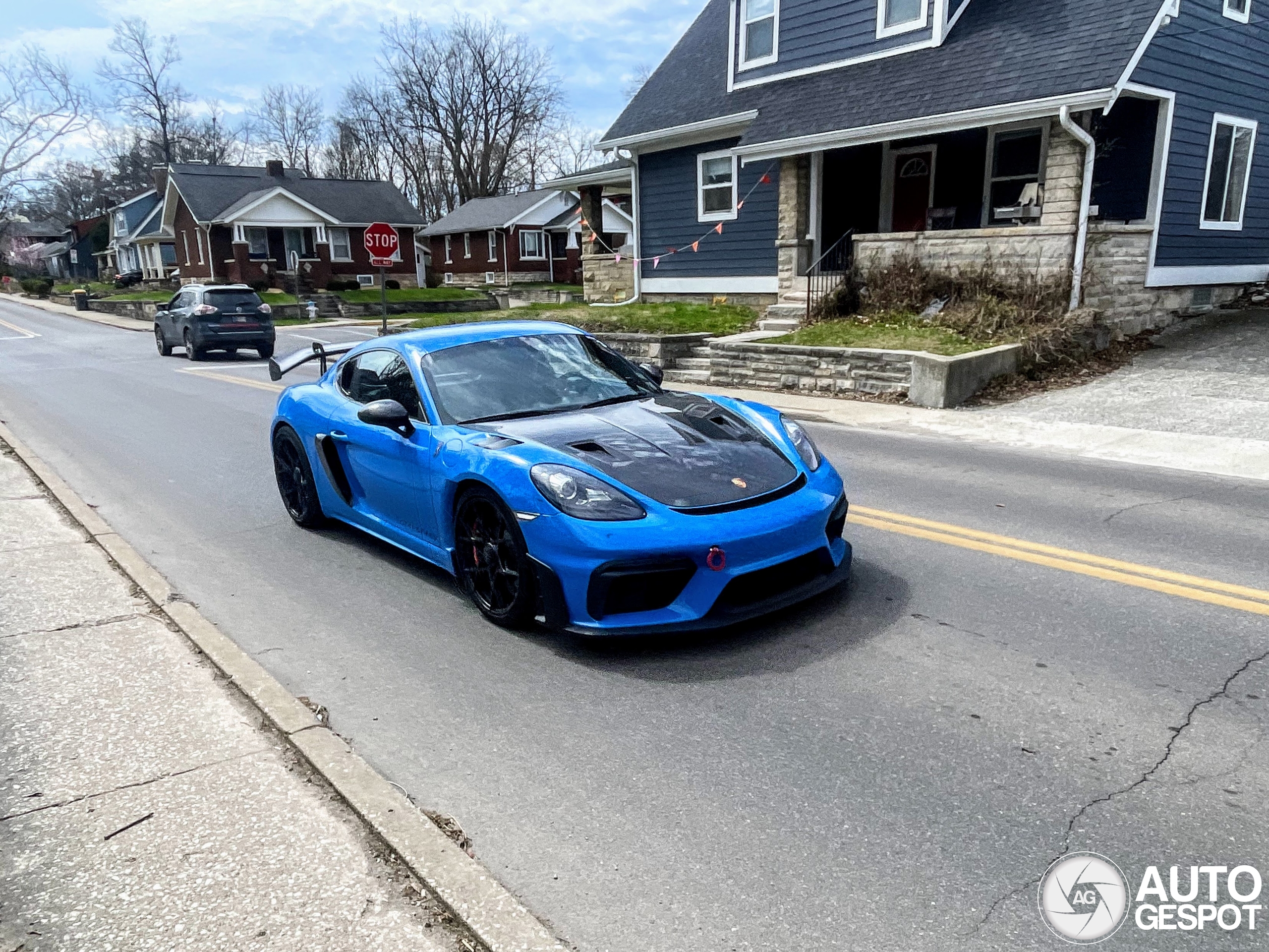 Porsche 718 Cayman GT4 RS Weissach Package