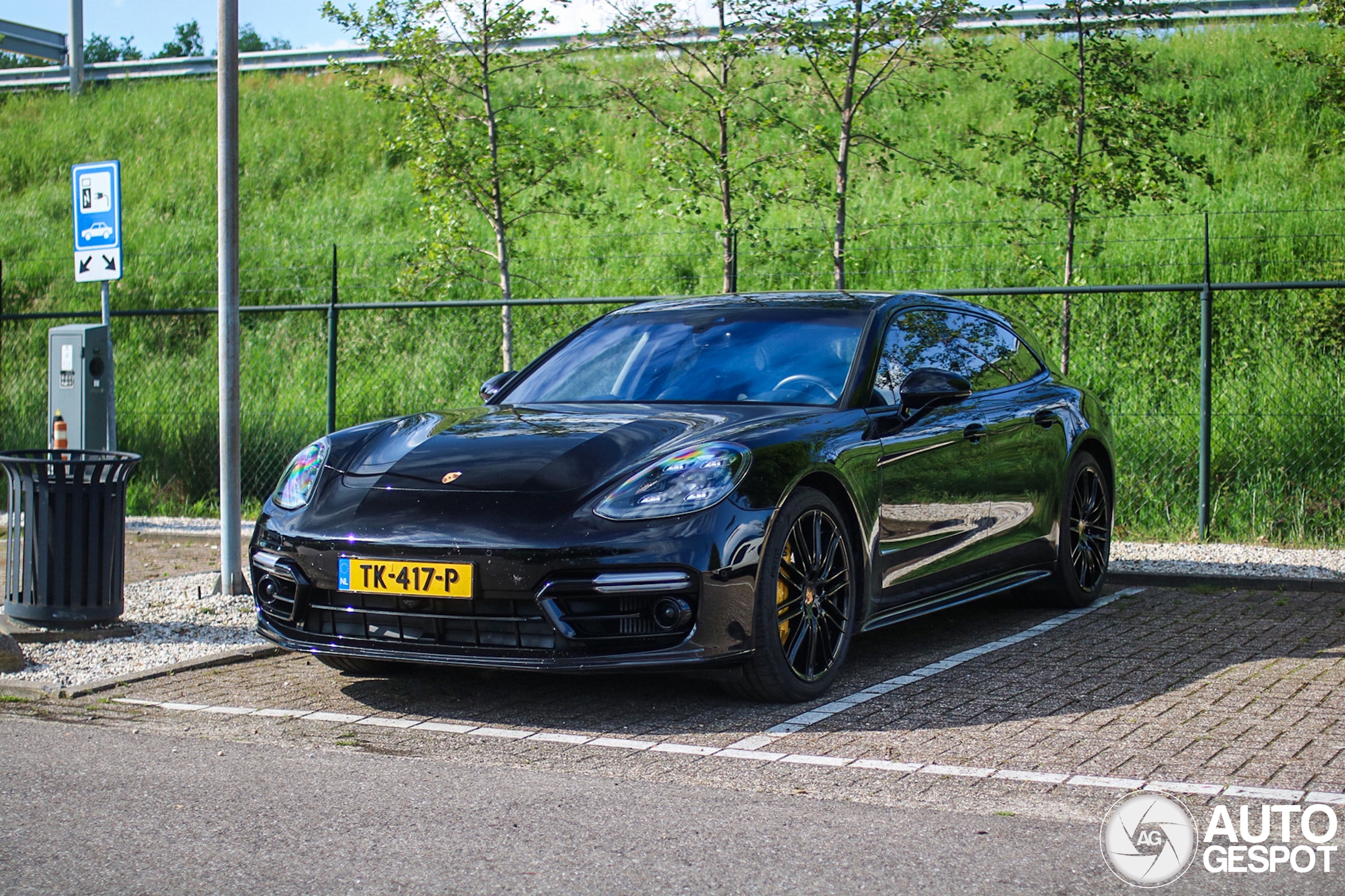 Porsche 971 Panamera Turbo Sport Turismo