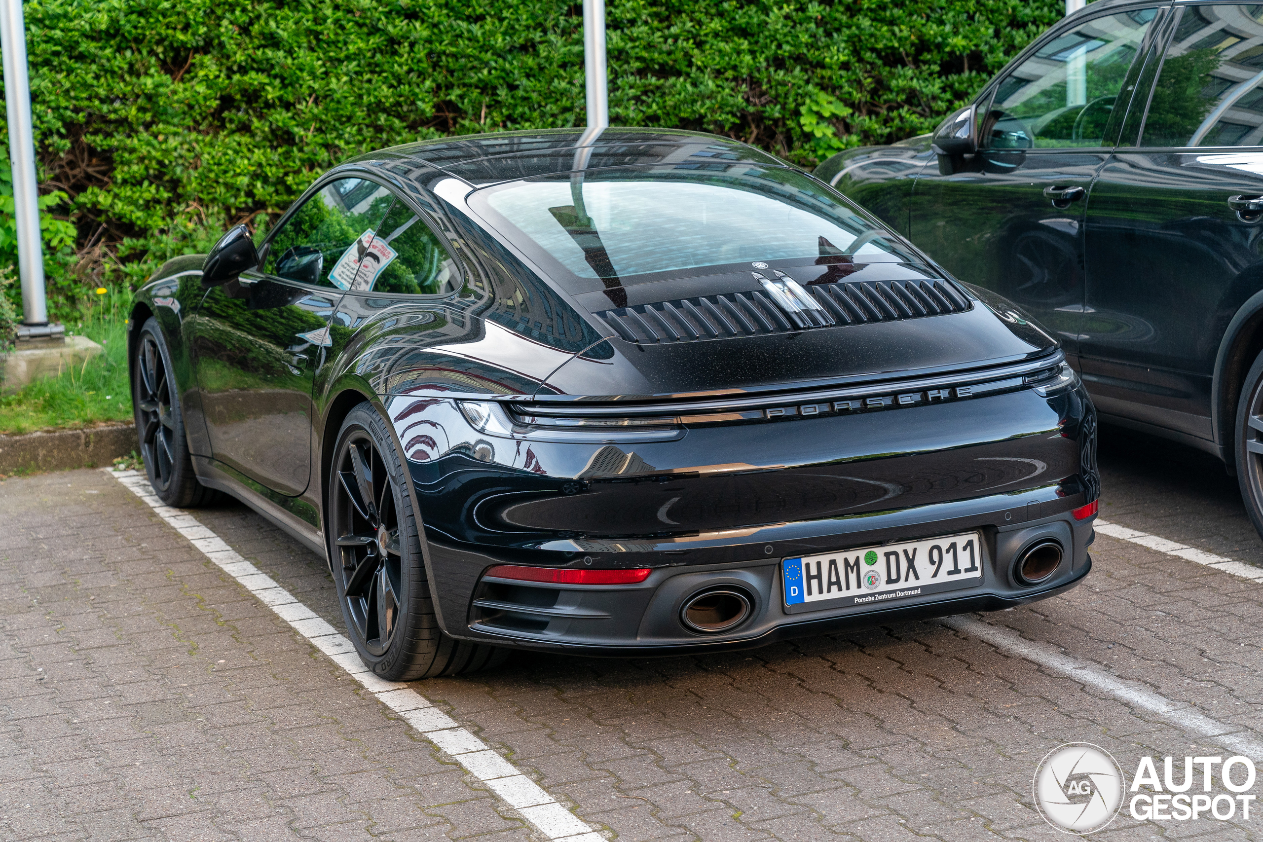 Porsche 992 Carrera 4S