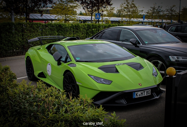 Lamborghini Huracán LP640-2 STO