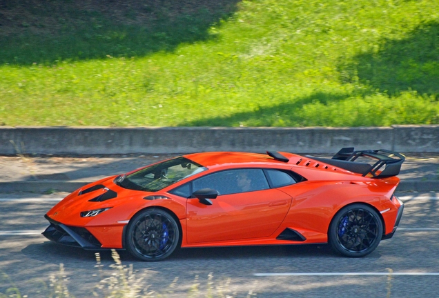 Lamborghini Huracán LP640-2 STO