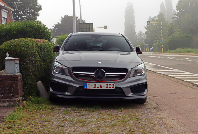 Mercedes-Benz CLA 45 AMG Edition 1 C117