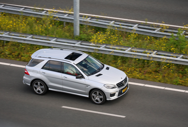 Mercedes-Benz ML 63 AMG W166