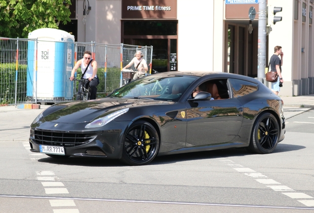 Ferrari FF