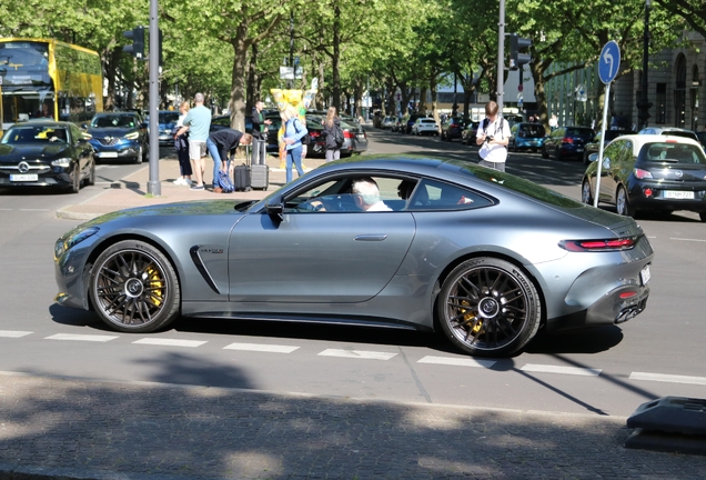 Mercedes-AMG GT 63 C192