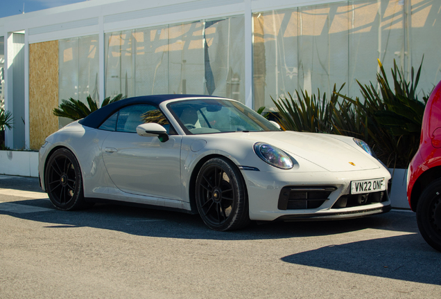 Porsche 992 Carrera 4 GTS Cabriolet