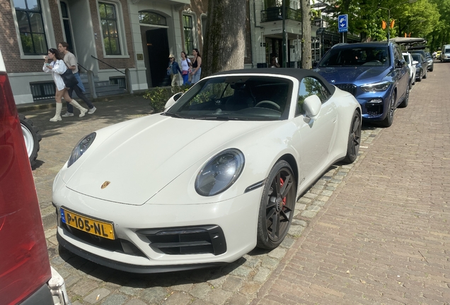 Porsche 992 Carrera 4 GTS Cabriolet