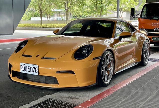 Porsche 992 GT3 Touring