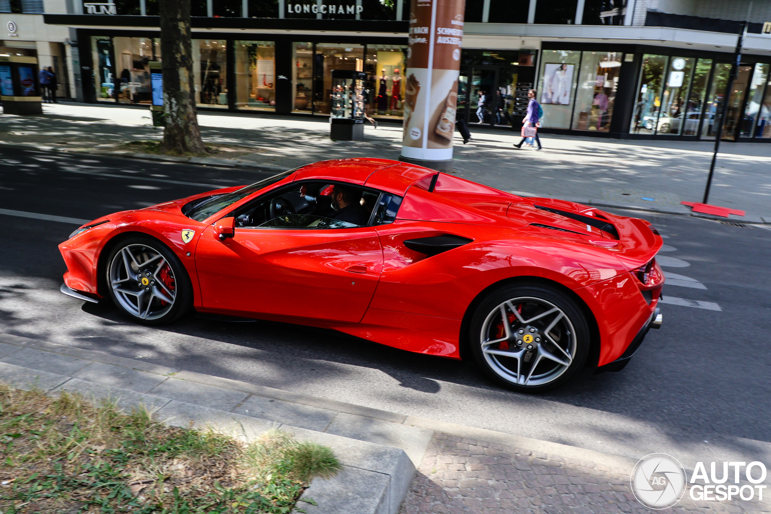 Ferrari F8 Spider