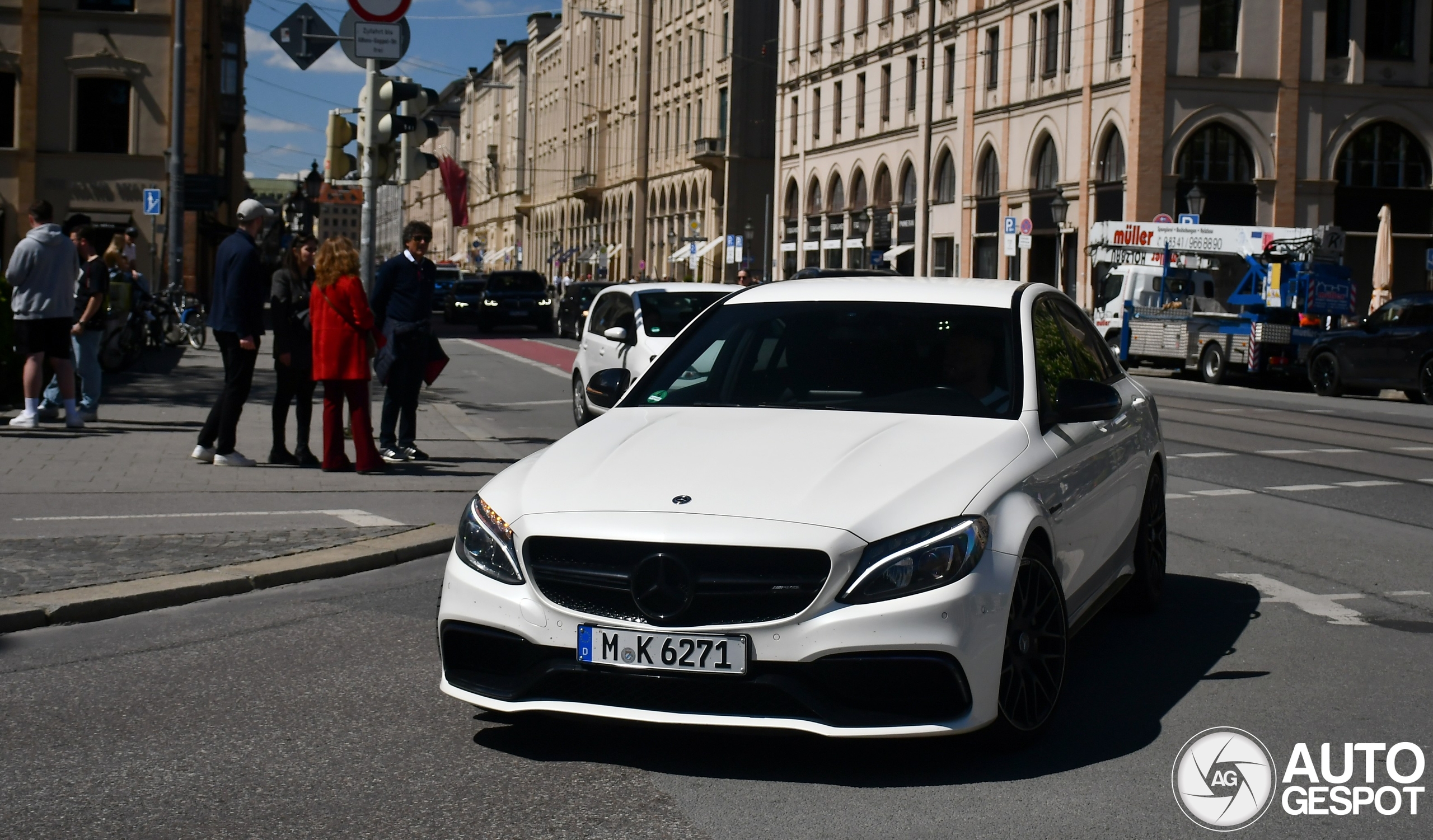 Mercedes-AMG C 63 S W205