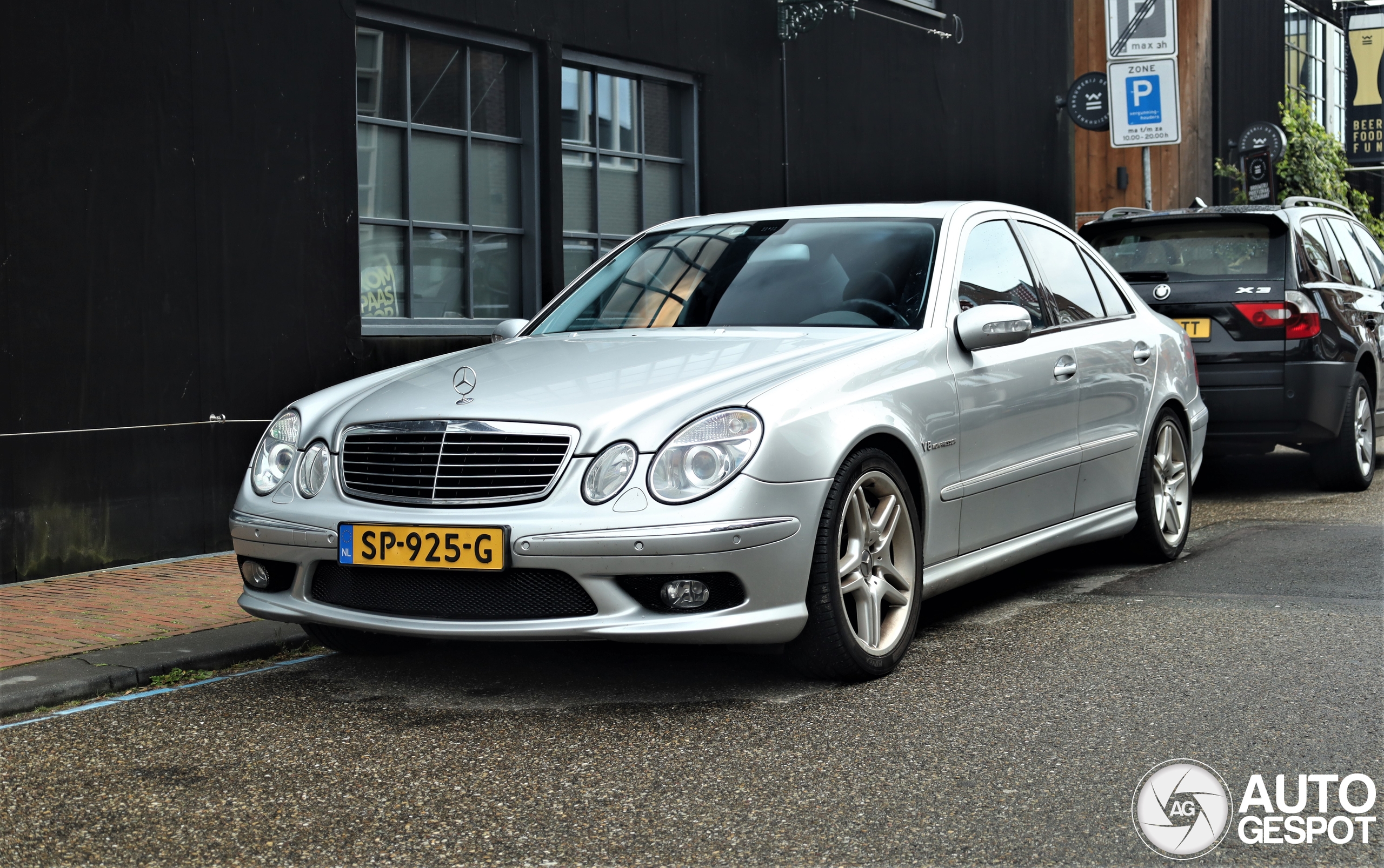 Mercedes-Benz E 55 AMG