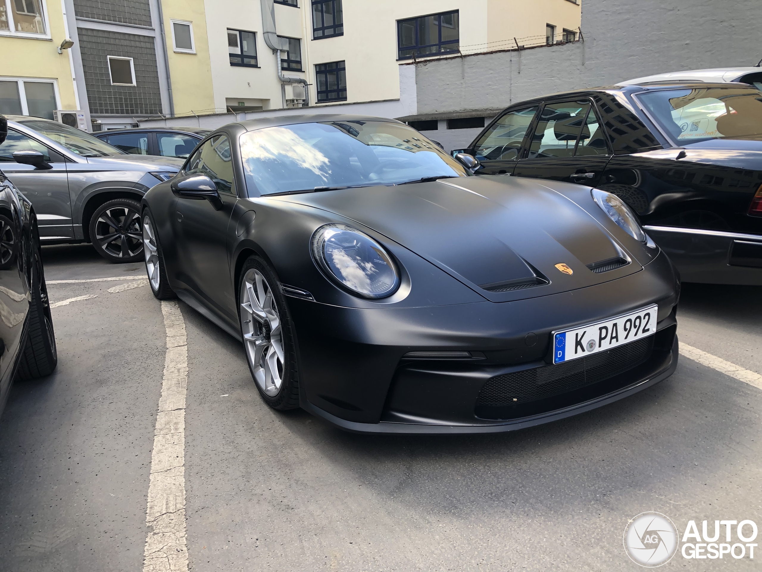 Porsche 992 GT3 Touring