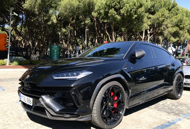 Lamborghini Urus Performante