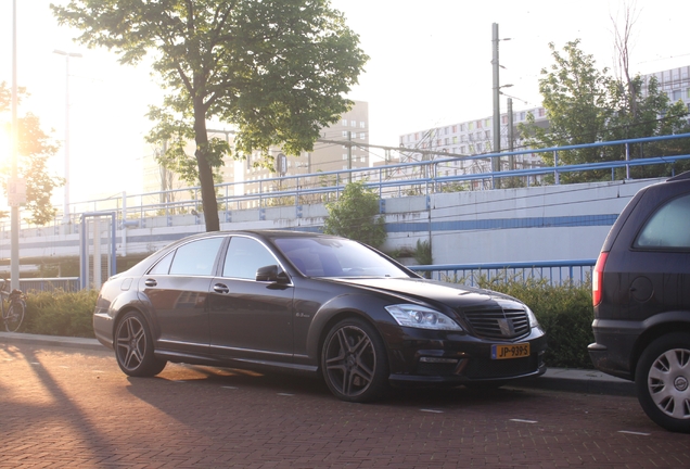 Mercedes-Benz S 63 AMG W221 2010