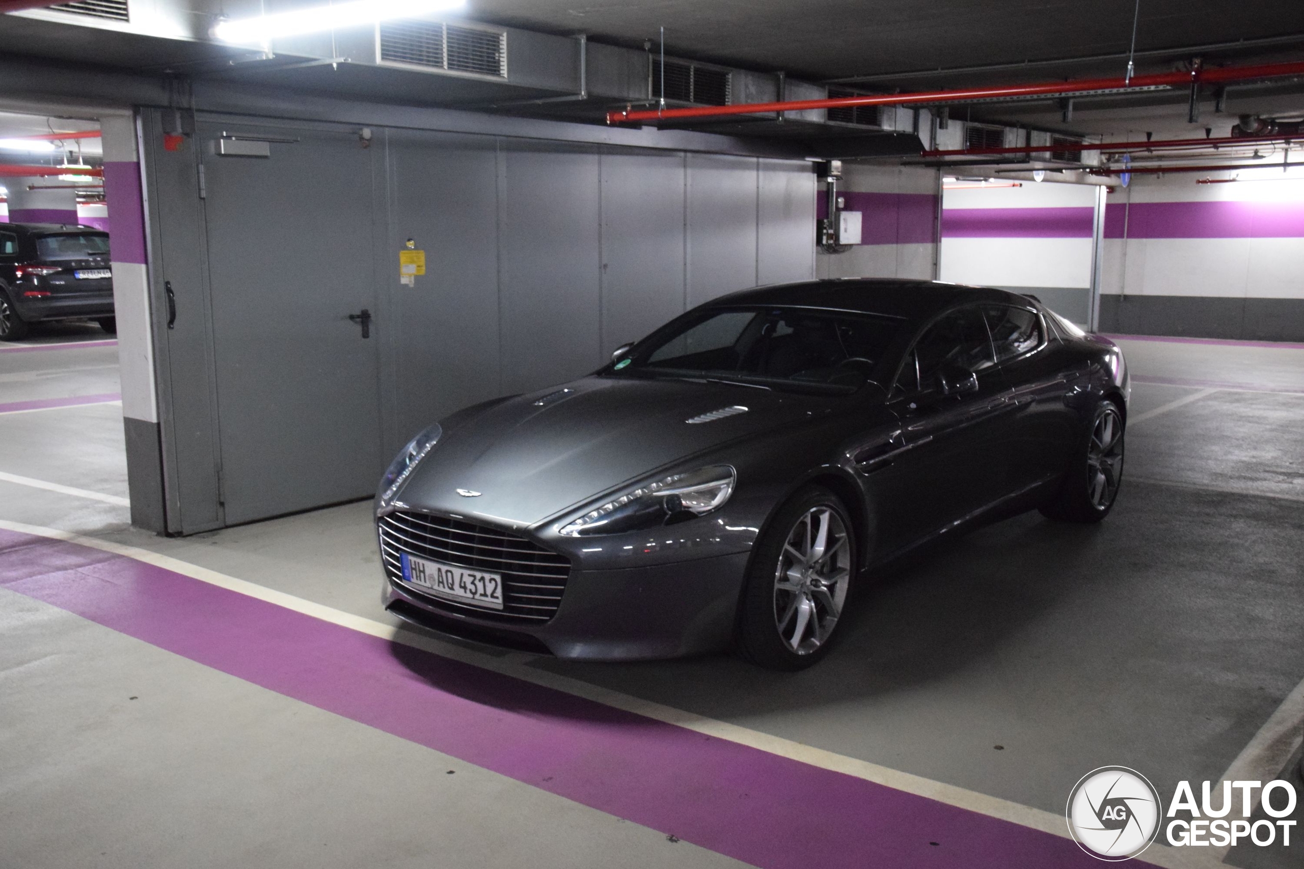 Aston Martin Rapide S