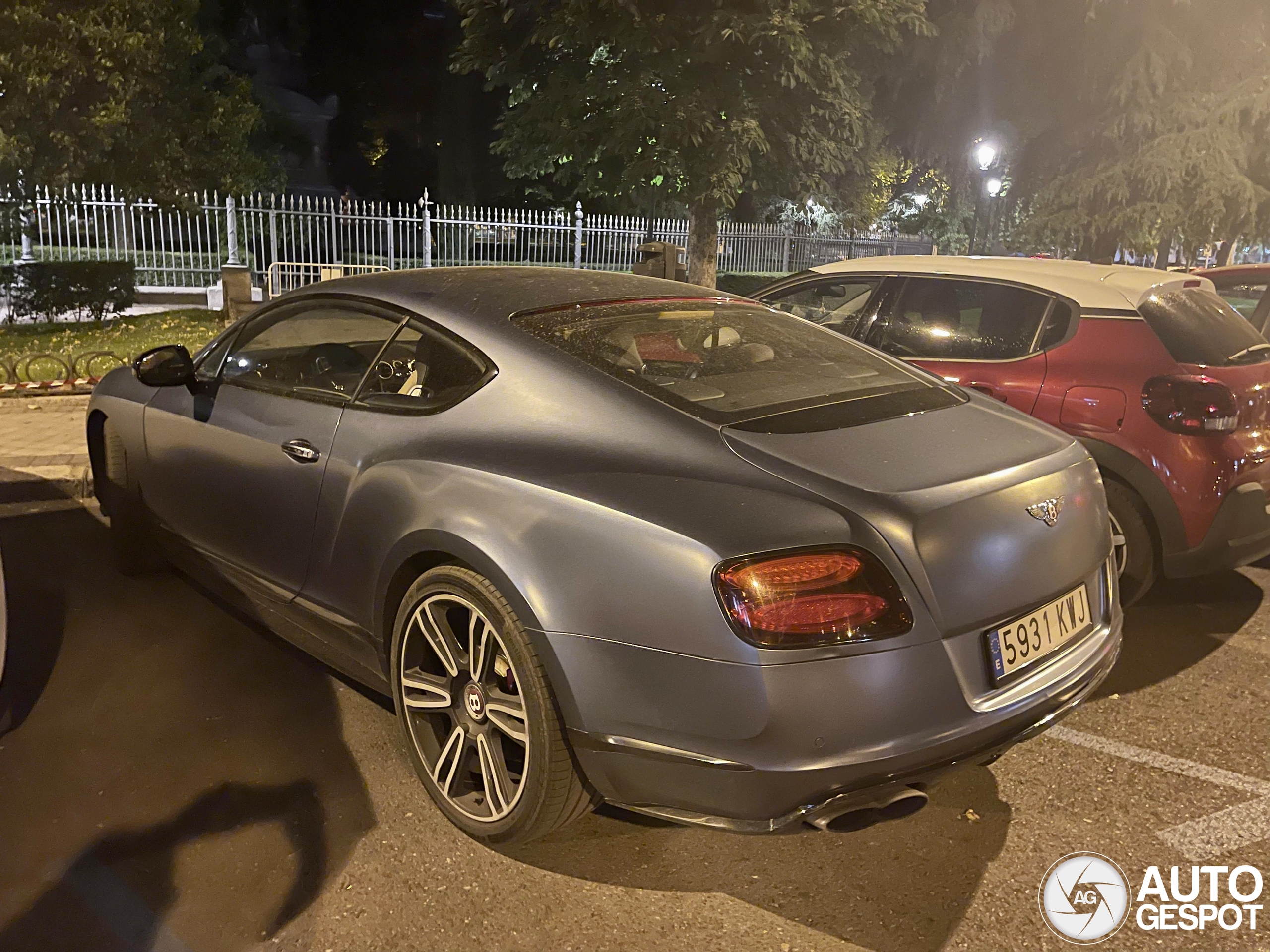 Bentley Continental GT V8 S