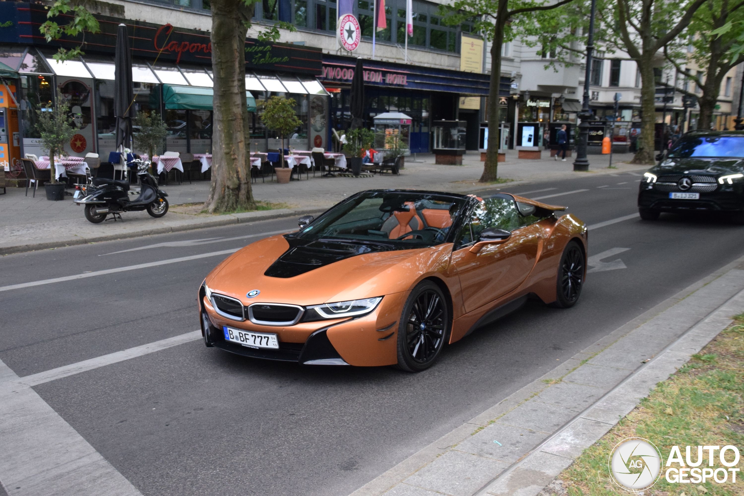 BMW i8 Roadster