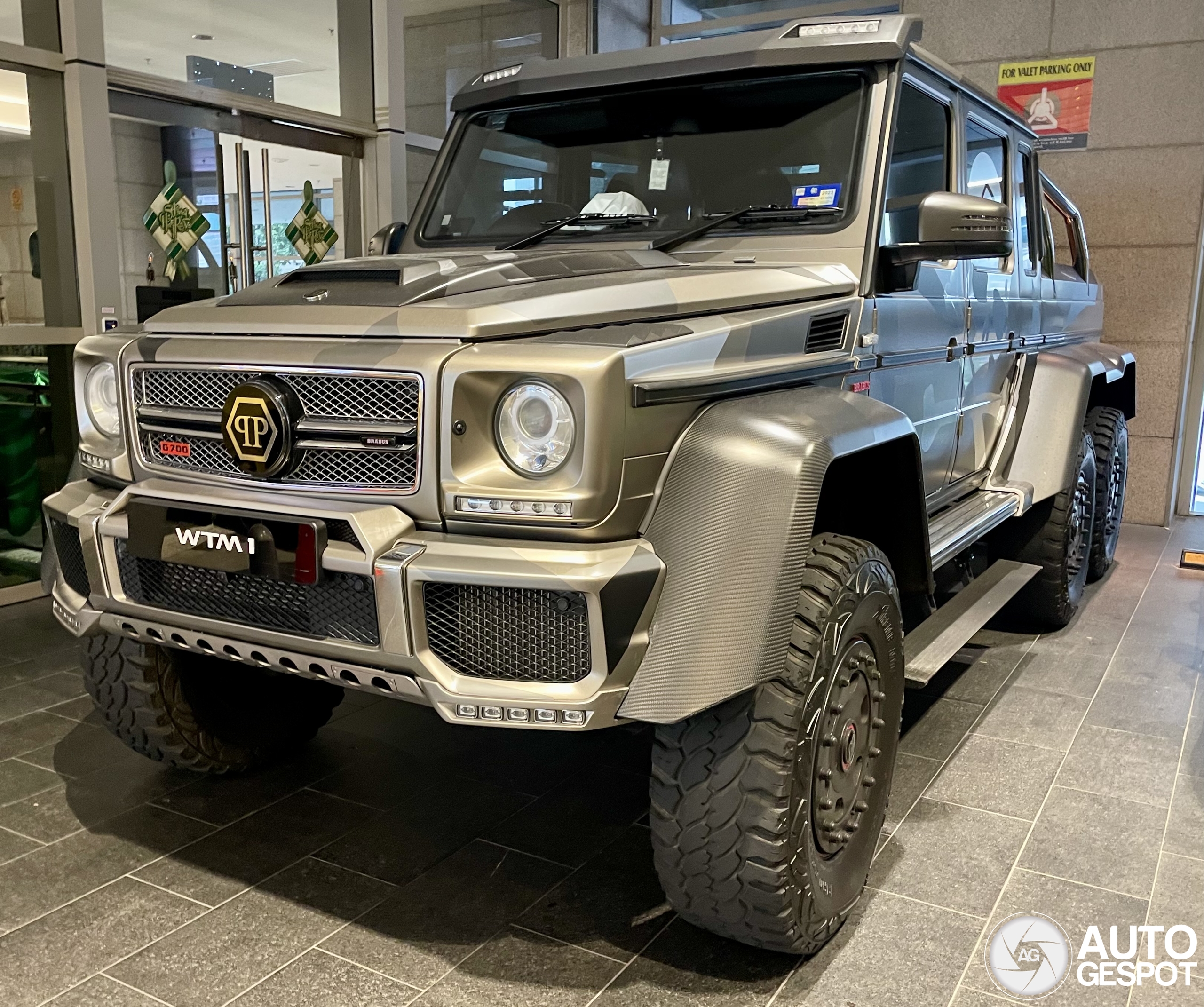 Mercedes-Benz Brabus B63S 700 6x6