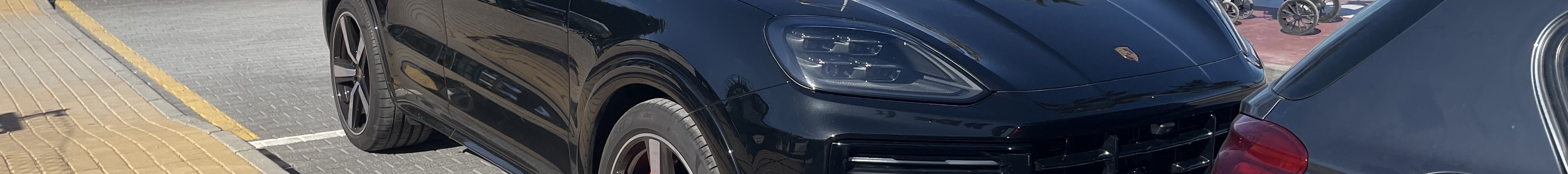 Porsche 9YA Cayenne Turbo E-Hybrid