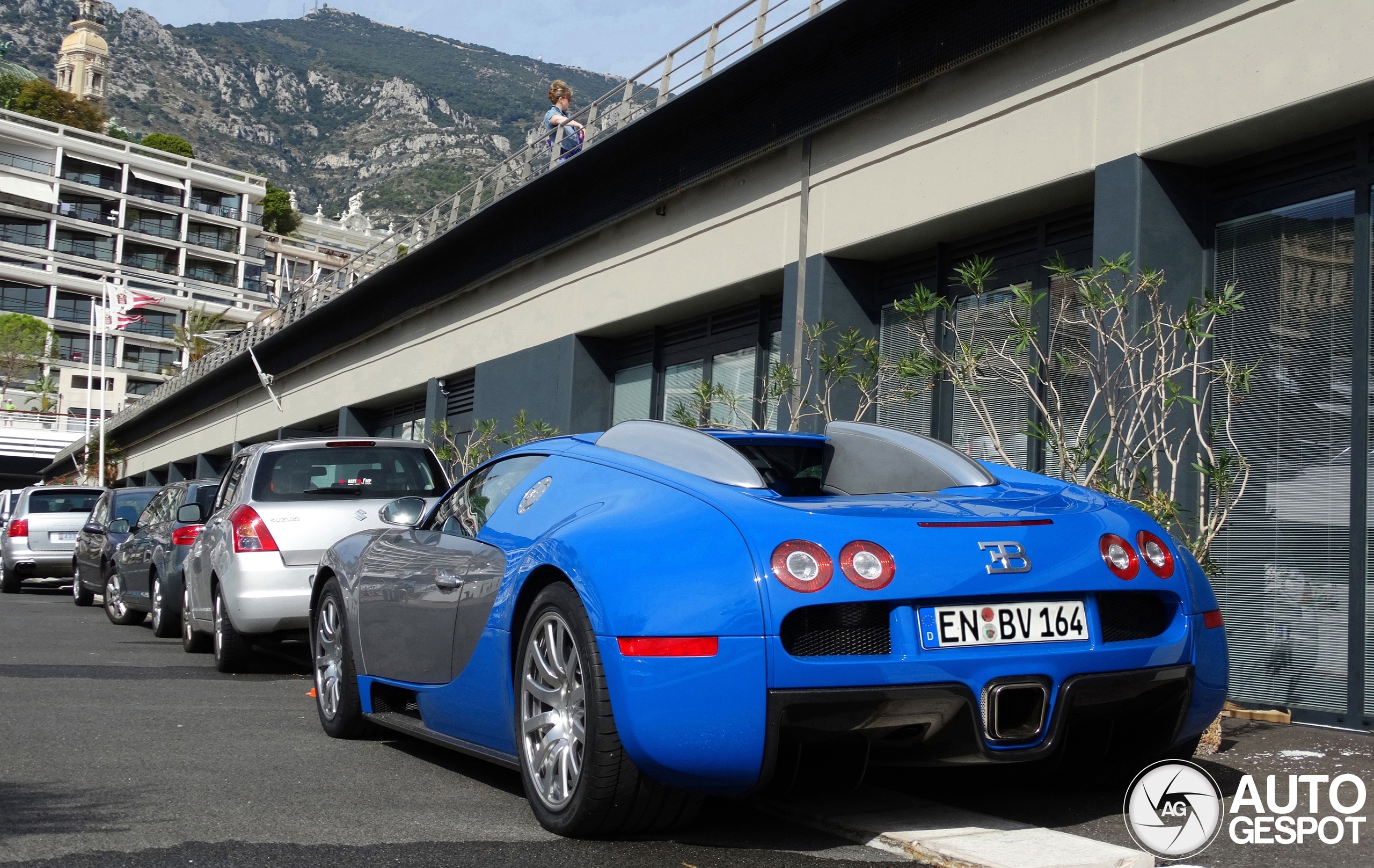 Ikonični susreti: Veyron i 918 se ujedinjuju na francuskoj rivijeri