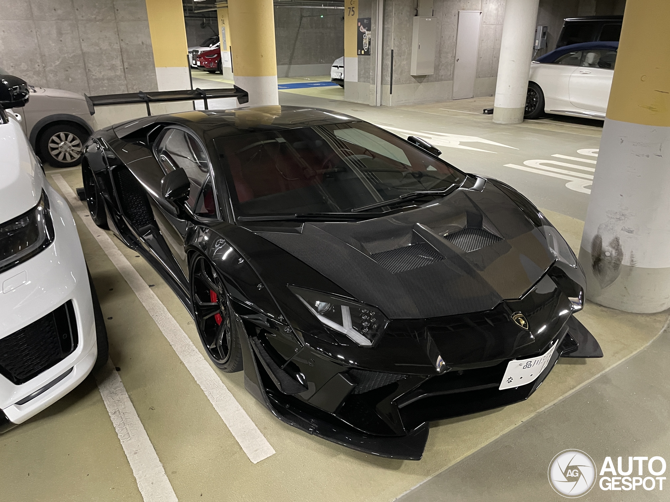 Lamborghini Aventador LP700-4 LB-Works Limited Edition