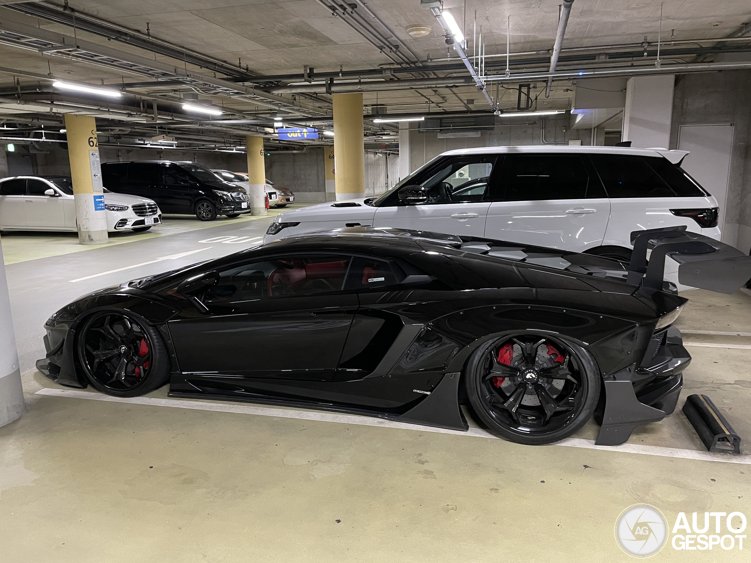 Lamborghini Aventador LP700-4 LB-Works Limited Edition - 13