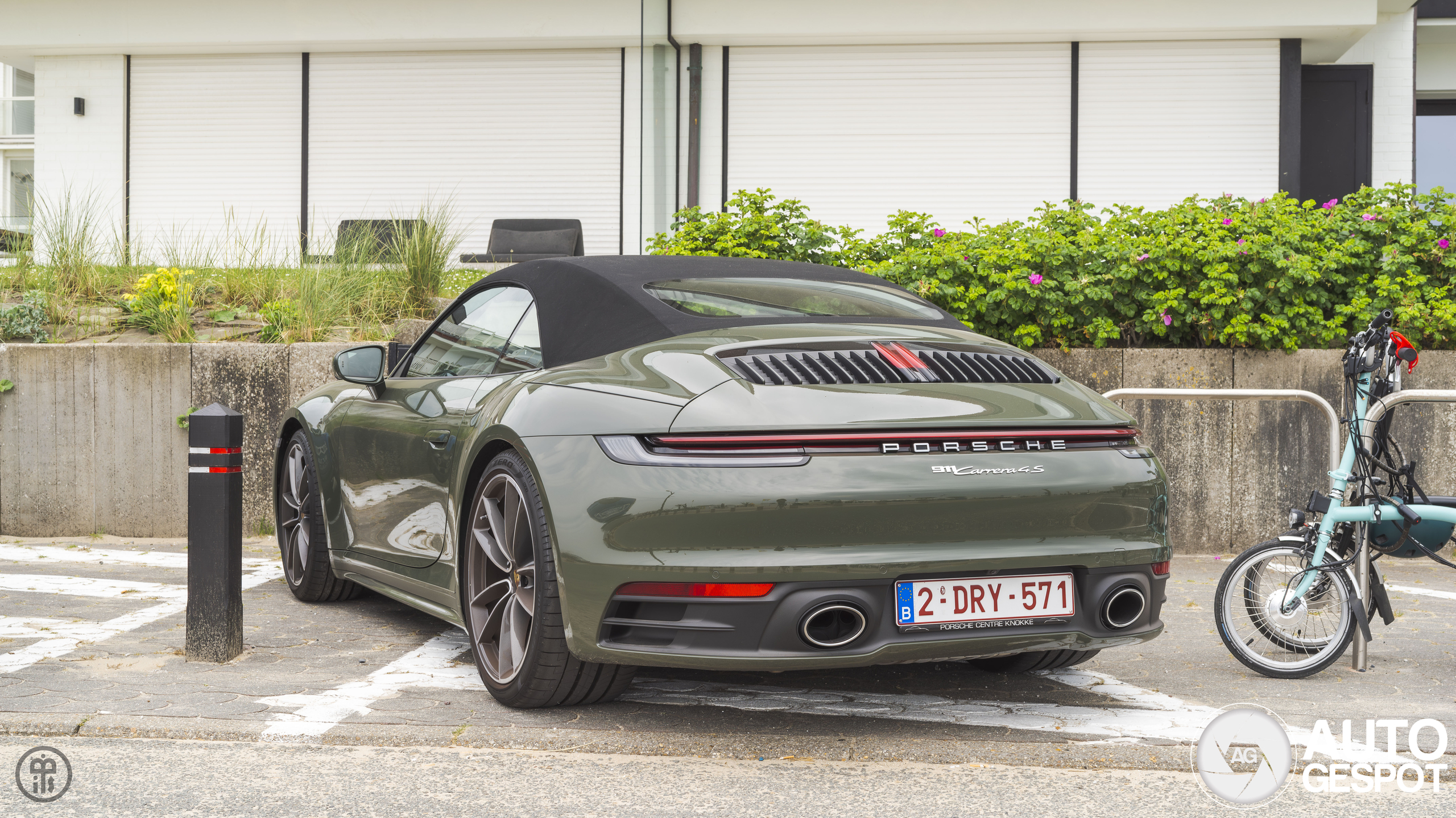 Porsche 992 Carrera 4S Cabriolet