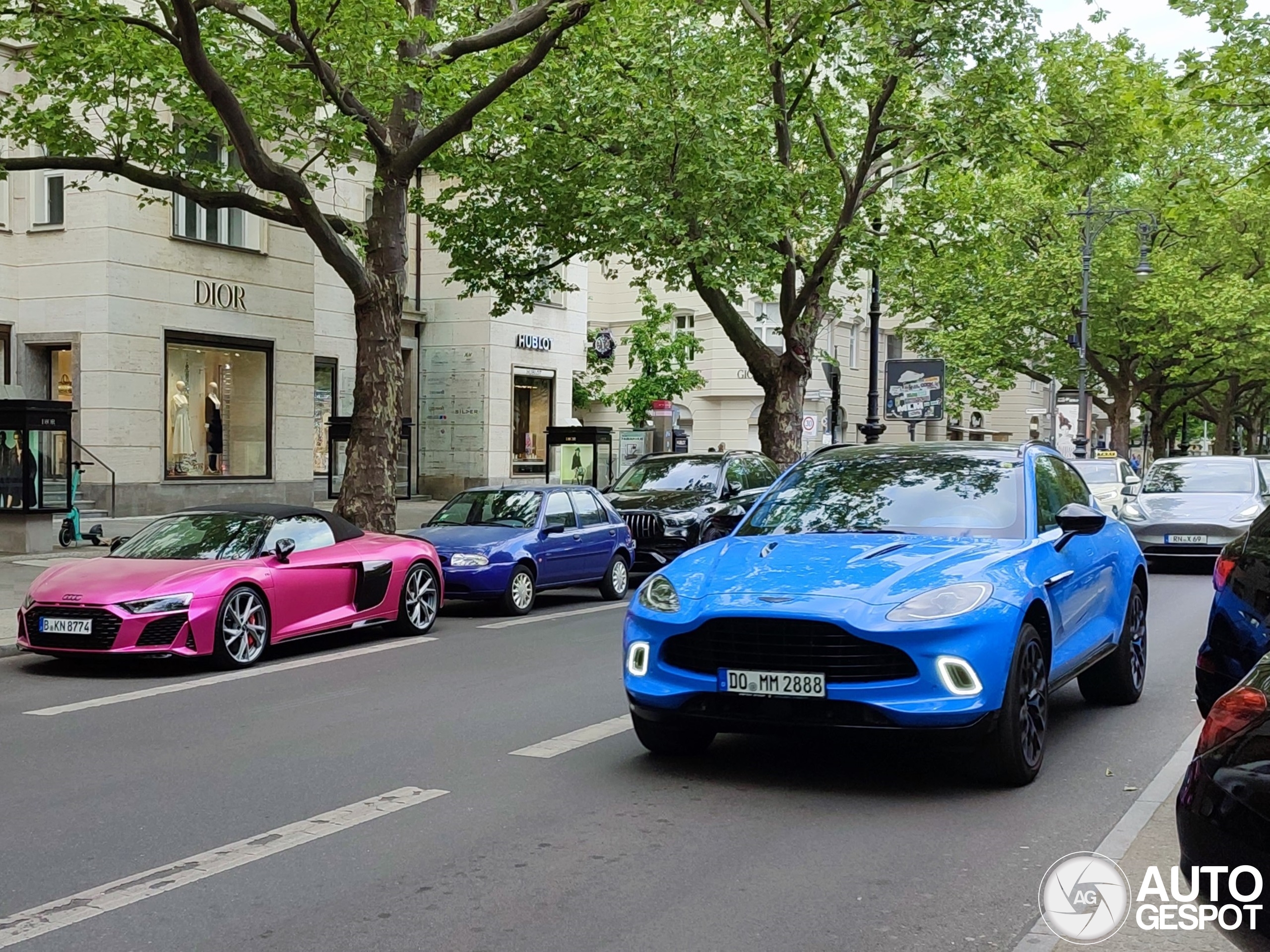 Aston Martin DBX